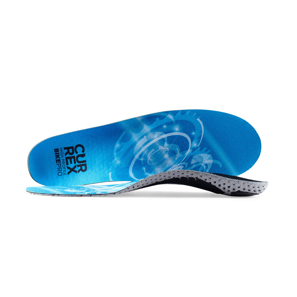 View of pair of blue high profile BIKEPRO insoles, one standing on side to show top of insole, second insole set in front showing its profile while toe is facing opposite direction #1-wahle-dein-profil_high